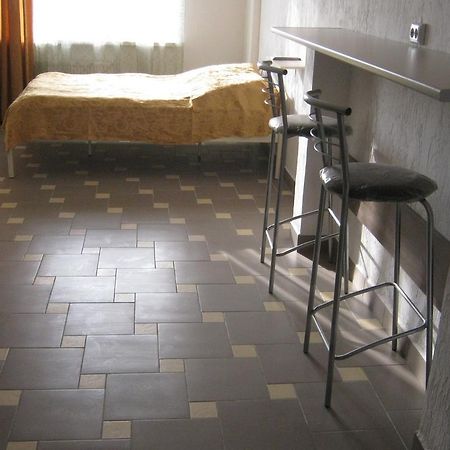 Apartments On Panteleimonovskaya Одеса Екстериор снимка