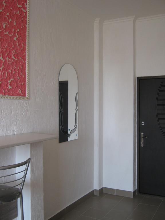 Apartments On Panteleimonovskaya Одеса Екстериор снимка
