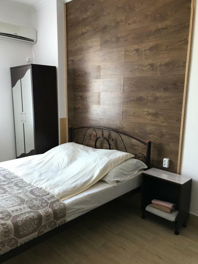 Apartments On Panteleimonovskaya Одеса Екстериор снимка